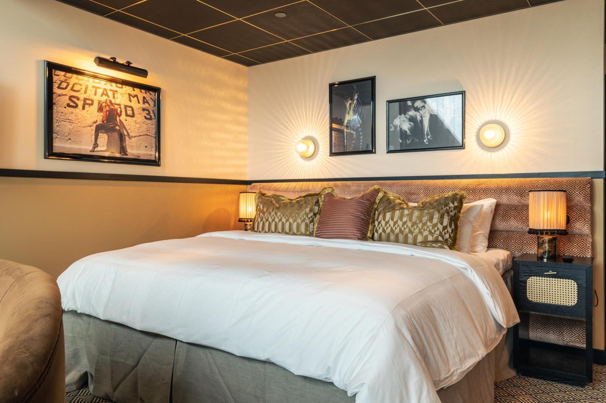 Hotel Jacyz à Göteborg Extérieur photo A bedroom at the hotel